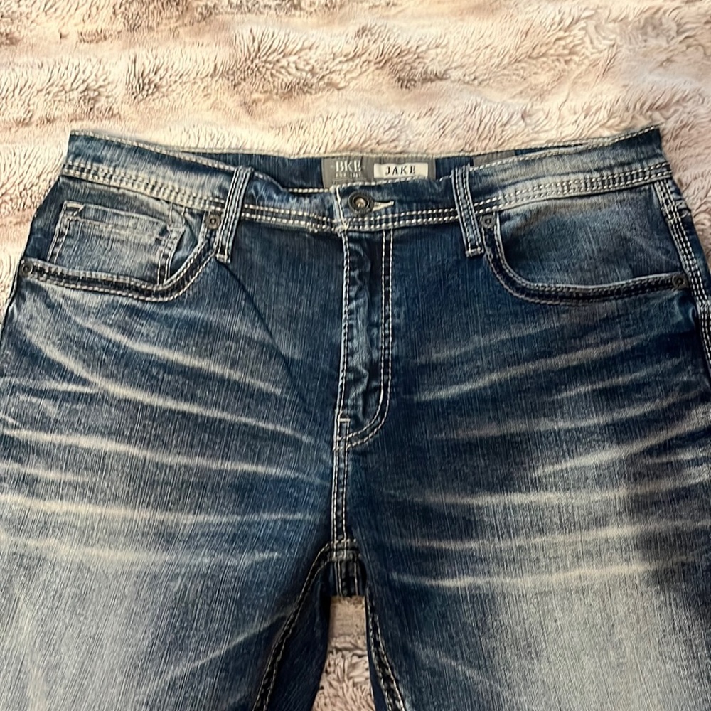 Buckle Jeans